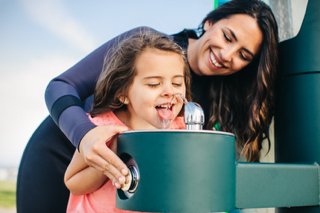 LK4420BF1UDBEVG front